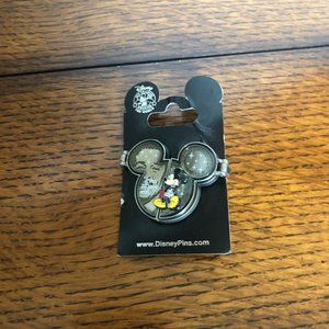 Disney Mickey Pin